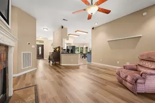 3721 Pin Oak Dr E, Pearland, TX 77581 - Photo 14