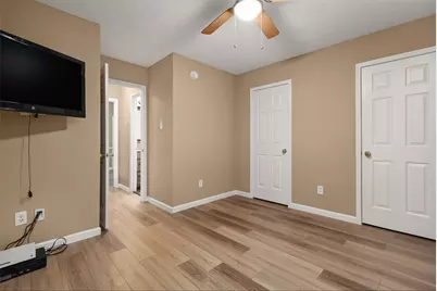 3721 Pin Oak Drive E, Pearland, TX 77581 - Photo 22