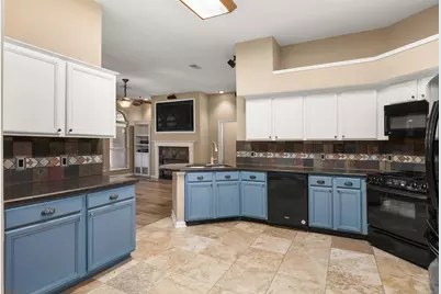 3721 Pin Oak Drive E, Pearland, TX 77581 - Photo 10