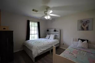200 Canterbury Dr, Conroe, TX 77303 - Photo 20