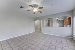 12415 Silversmine Dr, Houston, TX 77014 - Photo 8