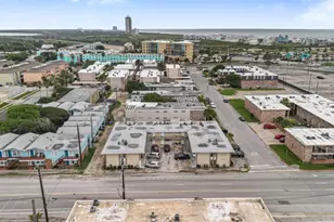 516 Holiday Dr, Galveston, TX 77550 - Photo 20
