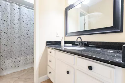 14015 Swiss Hill Drive, Houston, TX 77077 - Photo 16