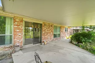 422 W Castle Harbour Dr, Friendswood, TX 77546 - Photo 20