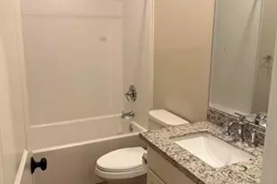 5670 Shadowbend Circle W, Lumberton, TX 77657 - Photo 20