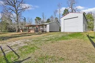 193 Hammerbill St, Livingston, TX 77351 - Photo 2