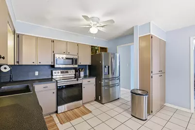 112 Brandywine Lane, Victoria, TX 77901 - Photo 12