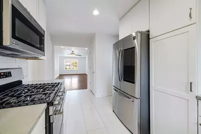 7515 Magnolia Street, Houston, TX 77023 - Photo 10