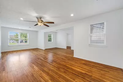 7515 Magnolia Street, Houston, TX 77023 - Photo 12