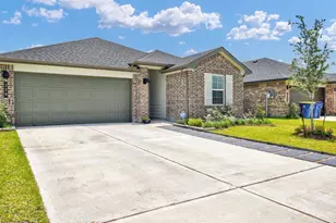328 Amy St, Angleton, TX 77515 - Photo 26