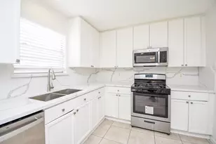 4426 Topaz Trail Dr, Sugar Land, TX 77479 - Photo 14