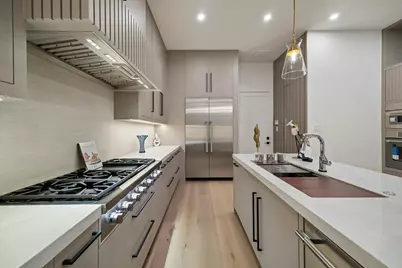511 W Polk Street, Houston, TX 77019 - Photo 8