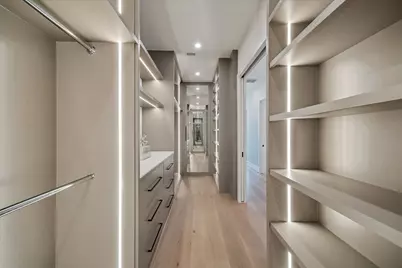 511 W Polk Street, Houston, TX 77019 - Photo 24