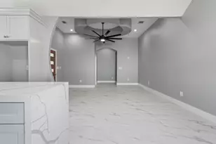 138 County Rd 3314, Cleveland, TX 77327 - Photo 20