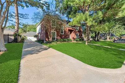 12502 Pavilion Court, Tomball, TX 77377 - Photo 2