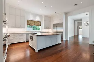 8 Tokeneke Trail, Houston, TX 77024 - Photo 14