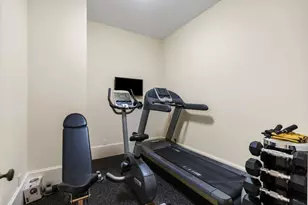 8 Tokeneke Trail, Houston, TX 77024 - Photo 24