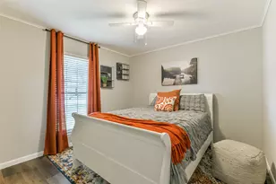 9902 Wren St, La Porte, TX 77571 - Photo 20