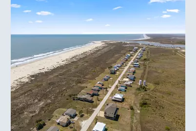499 Beachfront Drive, Matagorda, TX 77457 - Photo 8
