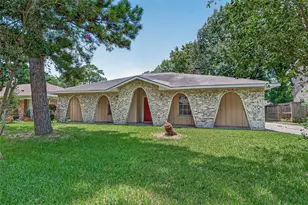 23027 Briarcreek Blvd, Spring, TX 77373 - Photo 4