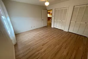 1732 Ave C, El Campo, TX 77437 - Photo 14