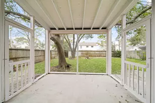 1503 New Cedars Dr, Houston, TX 77062 - Photo 20