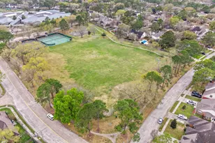 1503 New Cedars Dr, Houston, TX 77062 - Photo 24