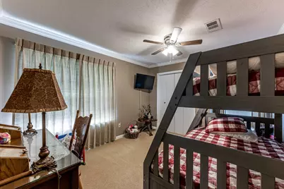 46 Point Loop, Huntsville, TX 77320 - Photo 8