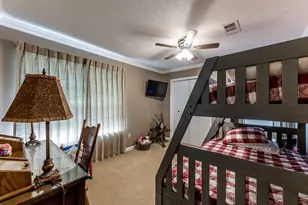 46 Point Loop, Huntsville, TX 77320 - Photo 8