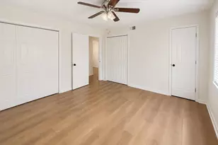 9350 Livernois Rd, Houston, TX 77080 - Photo 14