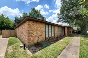 19311 Lazy Valley Dr, Katy, TX 77449 - Photo 2