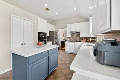 3210 Princess Bay Court, Pearland, TX 77584 - Photo 18