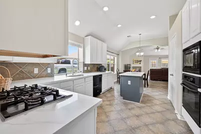 3210 Princess Bay Court, Pearland, TX 77584 - Photo 16