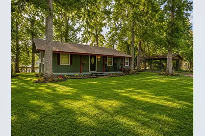 262 E Taylor Lake Circle, Livingston, TX 77351 - Photo 1