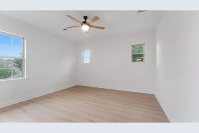 2 Gracenote Place, Tomball, TX 77375 - Photo 32