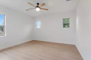2 Gracenote Pl, Tomball, TX 77375 - Photo 32