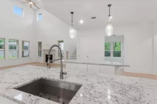 2 Gracenote Pl, Tomball, TX 77375 - Photo 12