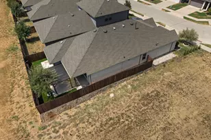 102 Camelia St, Garland, TX 75043 - Photo 46