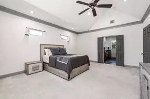 5723 Petty St, Houston, TX 77007 - Photo 32