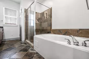 5723 Petty St, Houston, TX 77007 - Photo 32