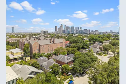 528 Hawthorne Street, Houston, TX 77006 - Photo 2