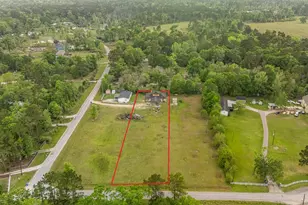 18740 Deer Glen Dr, Conroe, TX 77302 - Photo 2