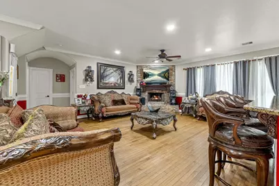 18740 Deer Glen Drive, Conroe, TX 77302 - Photo 12