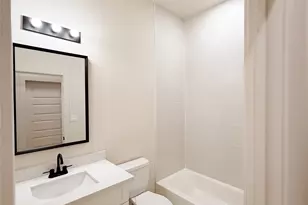 9709 Cargill A-B St, Houston, TX 77029 - Photo 8