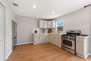 12119 Crystalwood Dr, Houston, TX 77013 - Photo 12