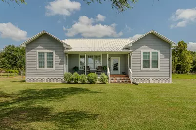 1401 E Buccaneer Drive, Winnie, TX 77665 - Photo 1