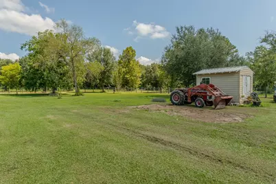 1401 E Buccaneer Drive, Winnie, TX 77665 - Photo 32