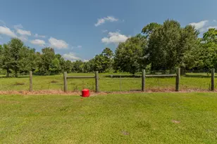 1401 E Buccaneer Dr, Winnie, TX 77665 - Photo 38