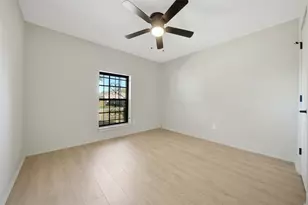 3022 Sparrow St, Houston, TX 77051 - Photo 32