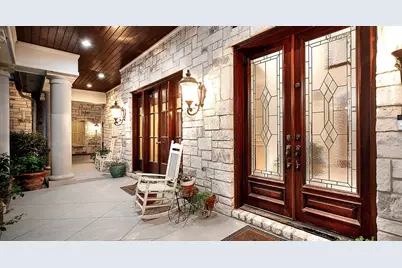 15 Netherfield Way, The Woodlands, TX 77382 - Photo 4